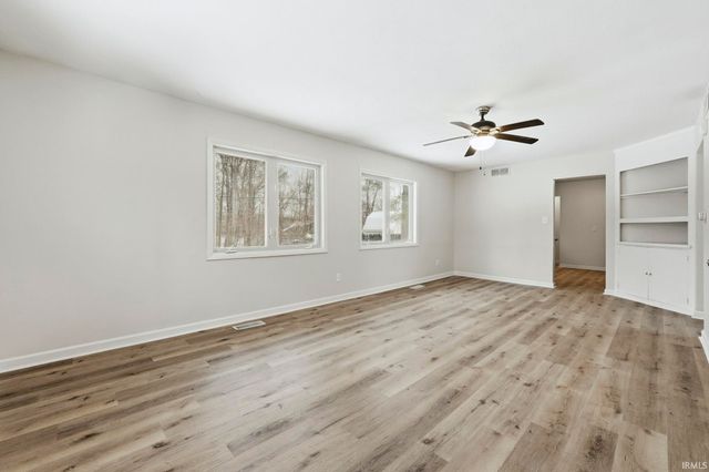 5145 Lynhurst Drive, Fort Wayne, IN 46835