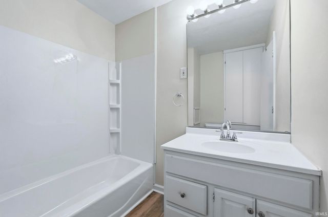 5145 Lynhurst Drive, Fort Wayne, IN 46835