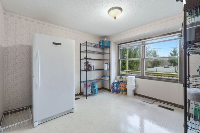 12127 Mahogany Drive, Fort Wayne, IN 46814