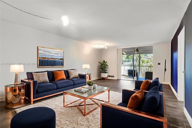 4570 NW 18th Avenue 202, Deerfield Beach, FL 33064