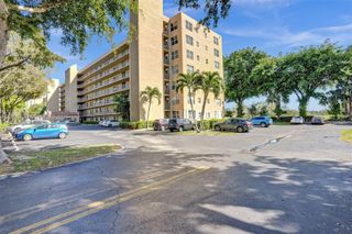 4570 NW 18th Avenue 202, Deerfield Beach, FL 33064