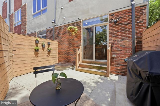 900 N 5TH ST, Philadelphia, PA 19123