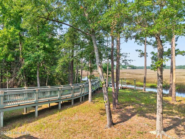 3014 Valderama Way SE, Bolivia, NC 28422