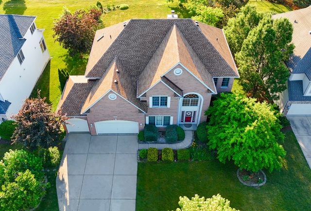 523 Mallard Point Drive, North Aurora, IL 60542