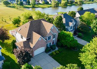 523 Mallard Point Drive, North Aurora, IL 60542
