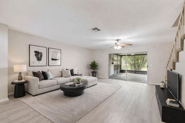 16110 RAMBLING VINE DRIVE W, Tampa, FL 33624