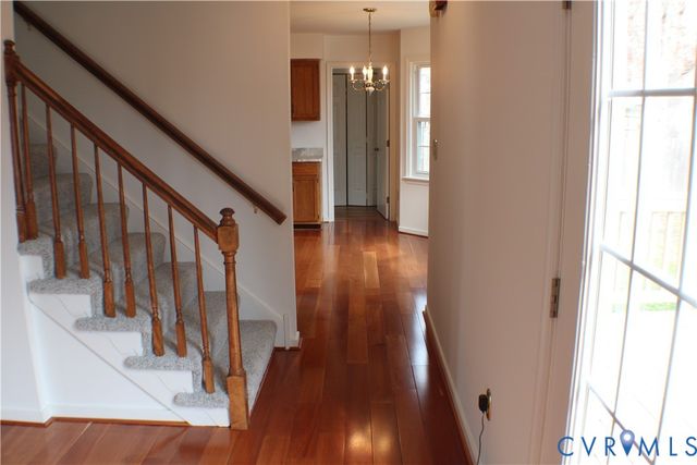 5121 Reids Pointe Rd, Glen Allen, VA 23060