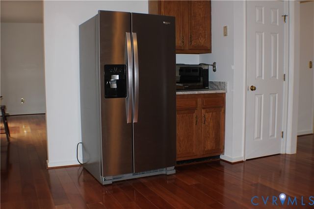 5121 Reids Pointe Rd, Glen Allen, VA 23060