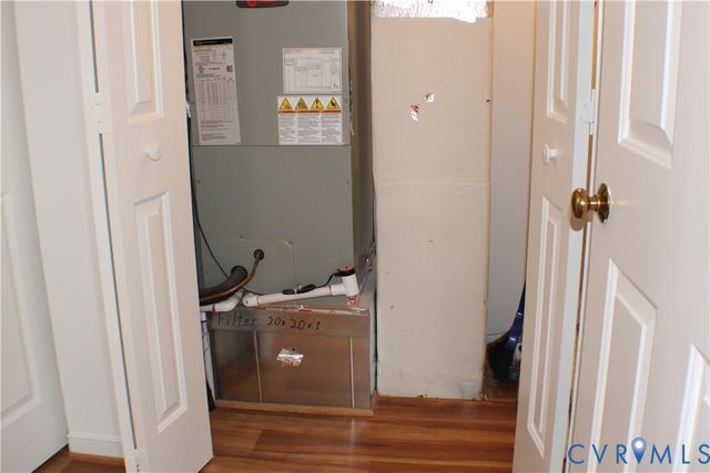 5121 Reids Pointe Rd, Glen Allen, VA 23060