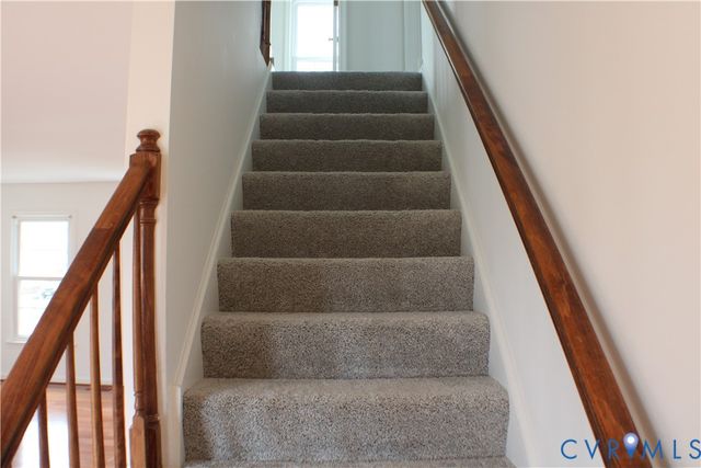 5121 Reids Pointe Rd, Glen Allen, VA 23060