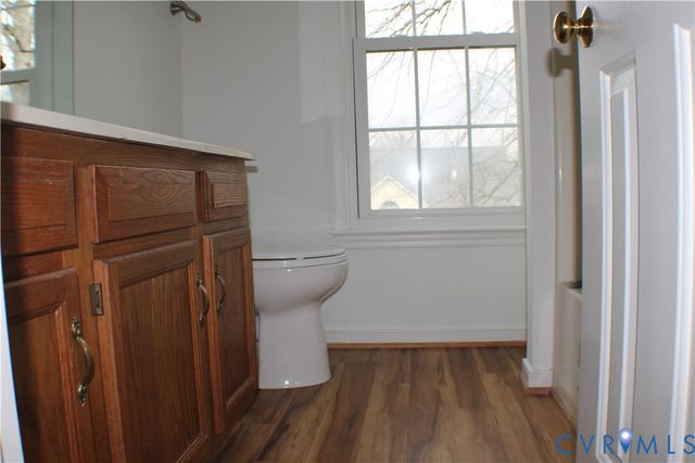 5121 Reids Pointe Rd, Glen Allen, VA 23060