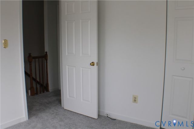 5121 Reids Pointe Rd, Glen Allen, VA 23060