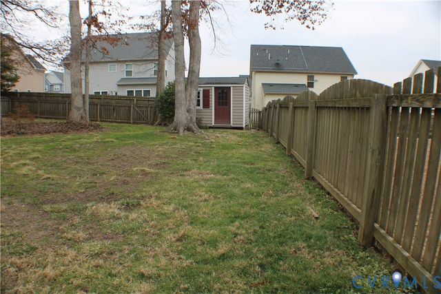 5121 Reids Pointe Rd, Glen Allen, VA 23060