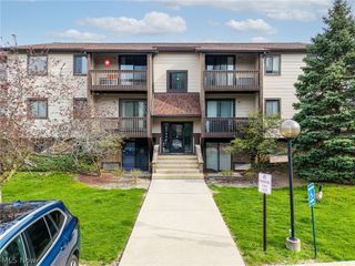 27441 Westown Boulevard, Westlake, OH 44145