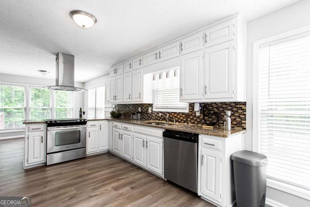 4909 Millen Drive SE, Mableton, GA 30126