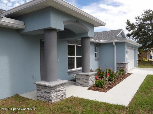 408 Calamondin Avenue NW, Palm Bay, FL 32907