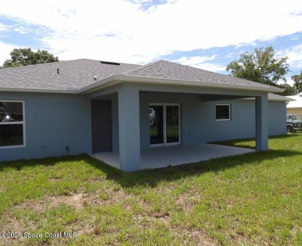 408 Calamondin Avenue NW, Palm Bay, FL 32907