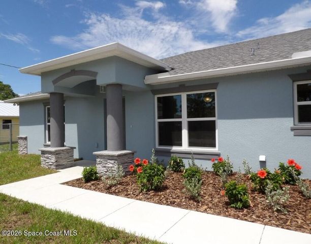 408 Calamondin Avenue NW, Palm Bay, FL 32907