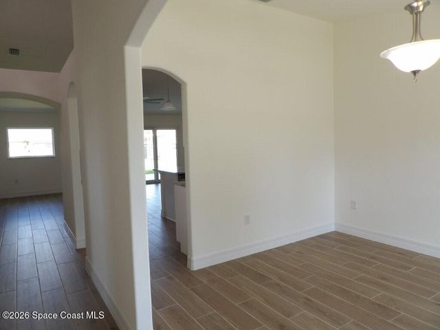 408 Calamondin Avenue NW, Palm Bay, FL 32907