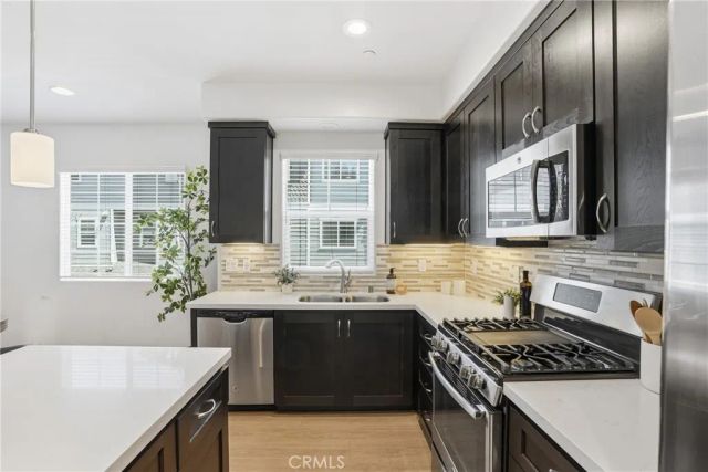869 Coriander Lane, San Luis Obispo, CA 93401