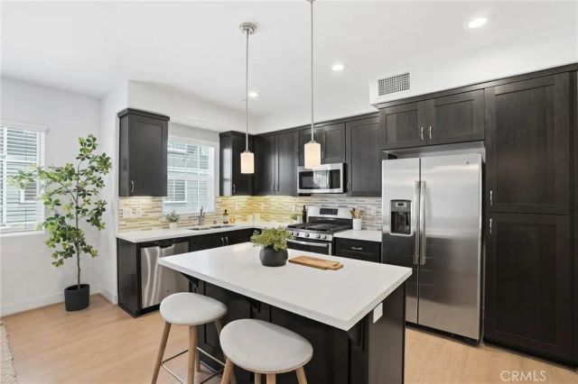 869 Coriander Lane, San Luis Obispo, CA 93401