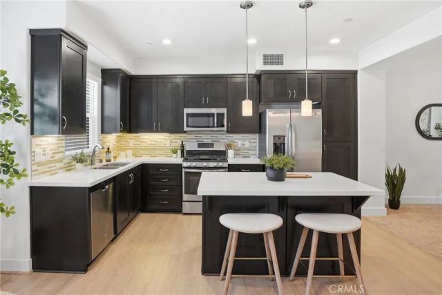 869 Coriander Lane, San Luis Obispo, CA 93401