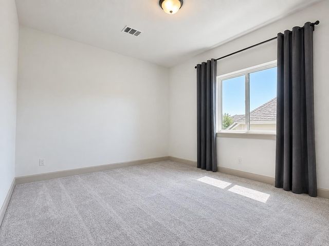 992 Hazy Hills LOOP, Dripping Springs, TX 78620