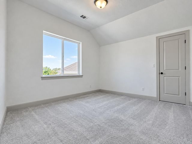 992 Hazy Hills LOOP, Dripping Springs, TX 78620