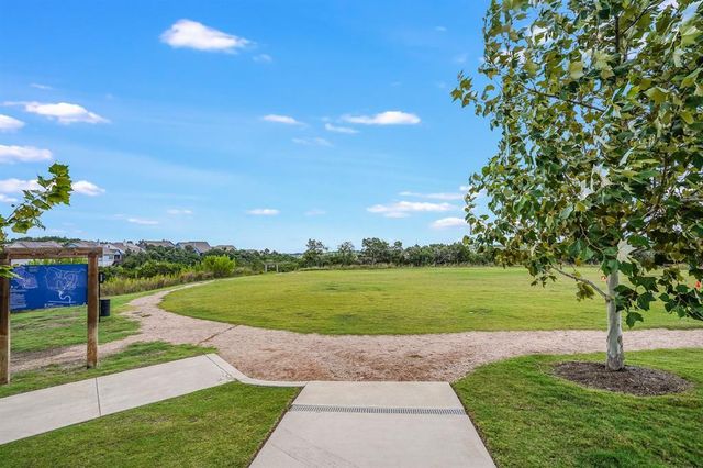 992 Hazy Hills LOOP, Dripping Springs, TX 78620
