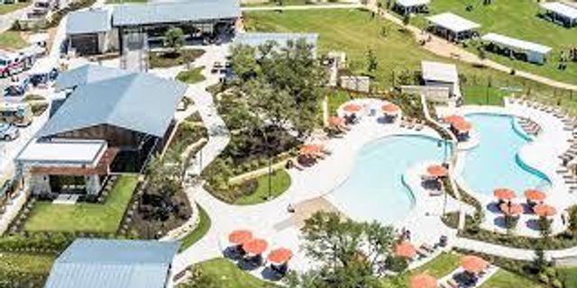 992 Hazy Hills LOOP, Dripping Springs, TX 78620