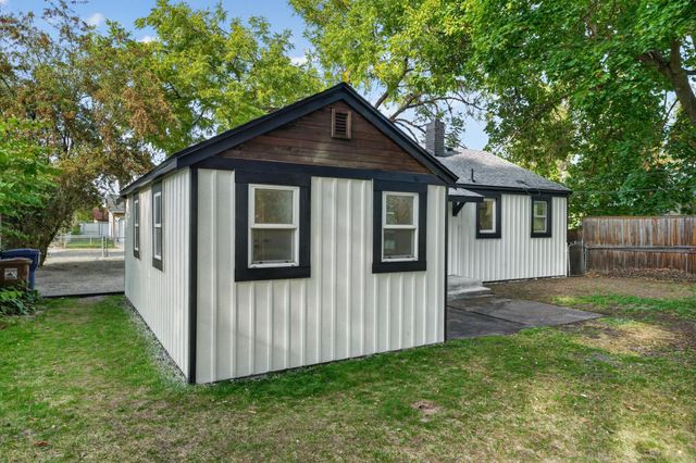 2434 E Dalke Ave, Spokane, WA 99208