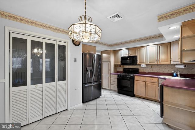 433 AUSTIN CIR, Fairless Hills, PA 19030