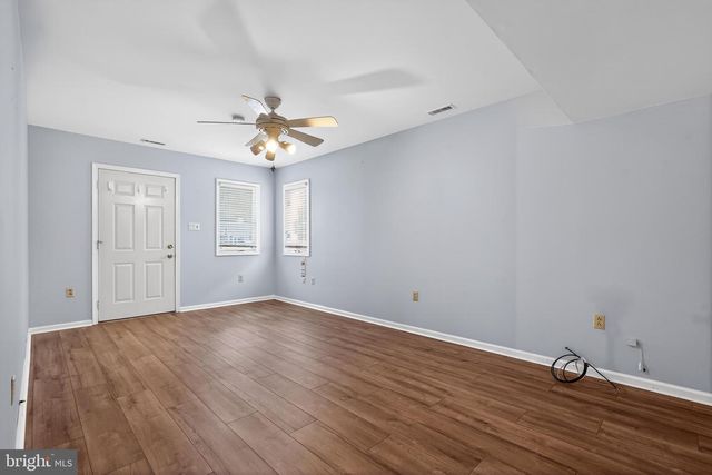 433 AUSTIN CIR, Fairless Hills, PA 19030