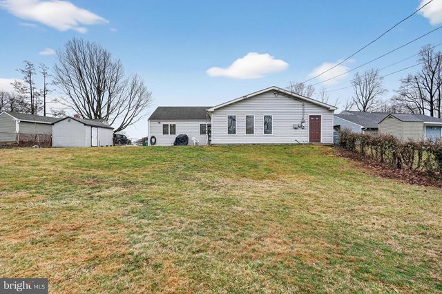 433 AUSTIN CIR, Fairless Hills, PA 19030