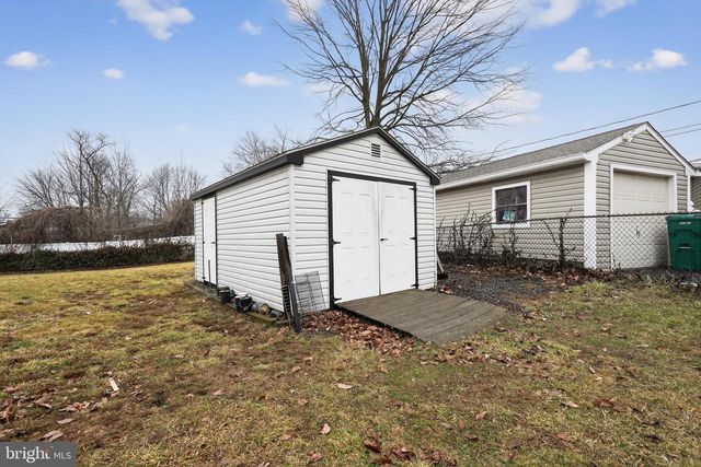 433 AUSTIN CIR, Fairless Hills, PA 19030