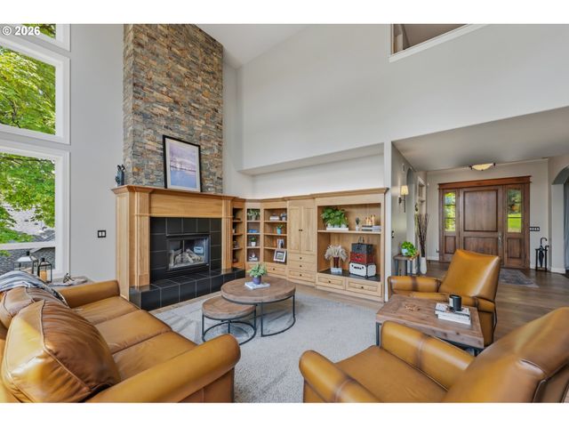 2539 REMINGTON Dr, West Linn, OR 97068