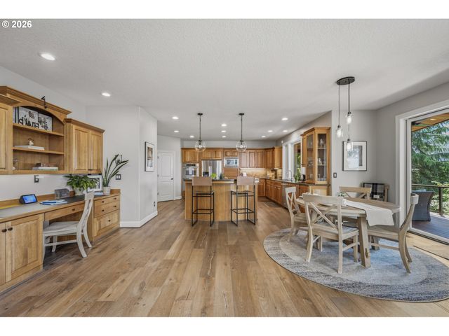 2539 REMINGTON Dr, West Linn, OR 97068