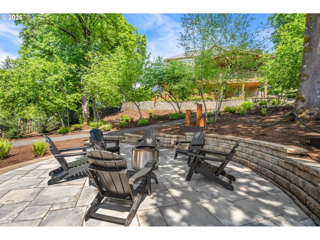2539 REMINGTON Dr, West Linn, OR 97068