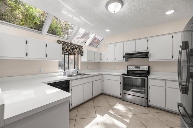 1621 NE 2ND STREET 201, Ocala, FL 34470