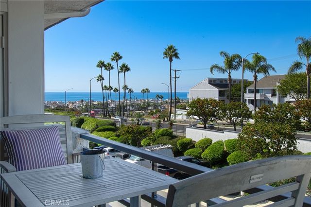 220 Nice Lane 215, Newport Beach, CA 92663