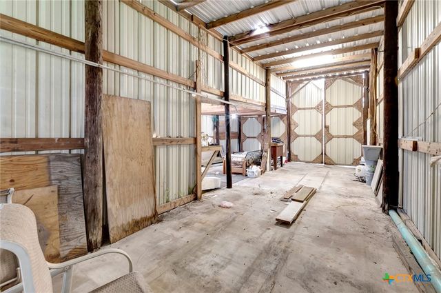 705 W Jefferson Avenue, Port O'connor, TX 77982
