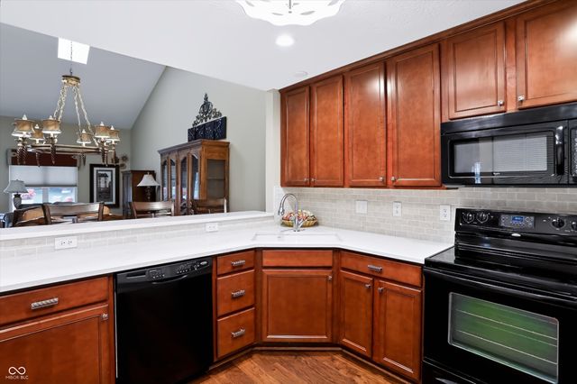 16780 Loch Circle, Noblesville, IN 46060