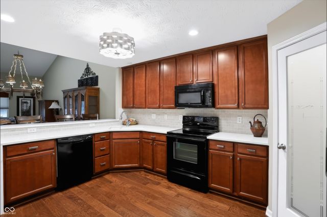16780 Loch Circle, Noblesville, IN 46060