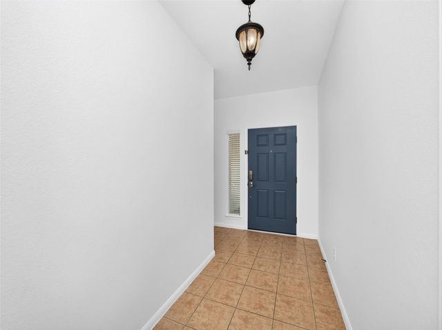 7818 Squirrel Hollow DR, Georgetown, TX 78628