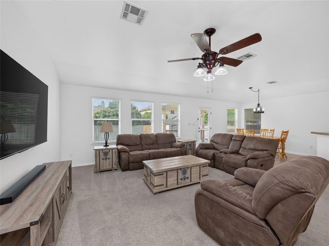 7818 Squirrel Hollow DR, Georgetown, TX 78628