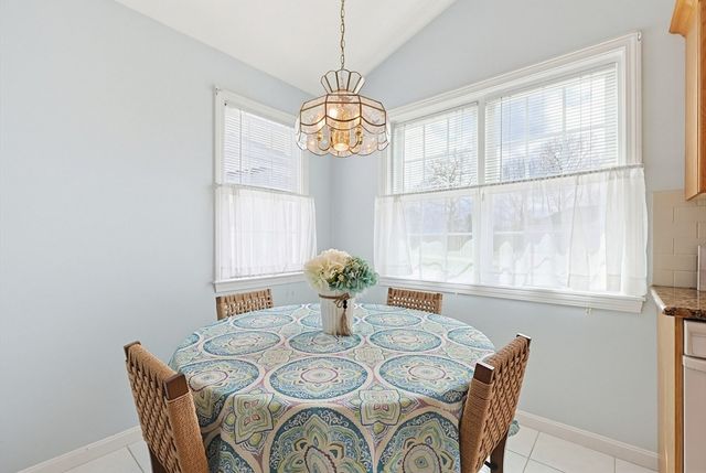 8 Aspen Way 8, Franklin, MA 02038