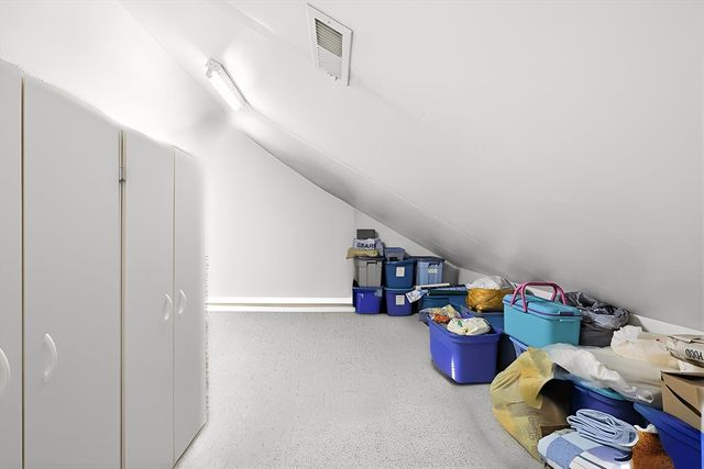 8 Aspen Way 8, Franklin, MA 02038