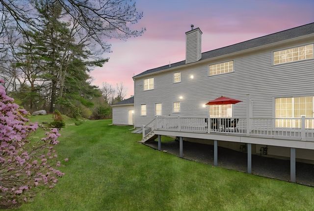 8 Aspen Way 8, Franklin, MA 02038