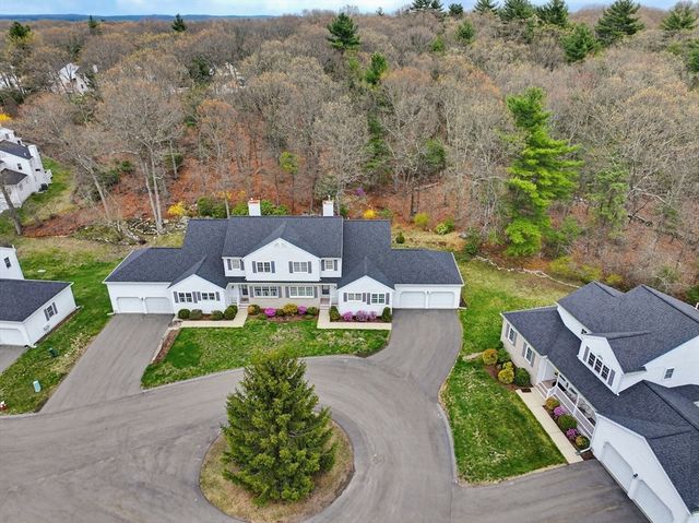 8 Aspen Way 8, Franklin, MA 02038