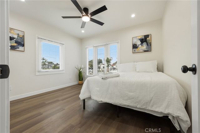 1550 w 70th St, Los Angeles, CA 90047